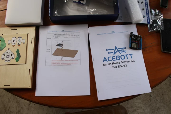 ACEBOTT Smart Home Starter Kit ESP32 User manual assembly guide