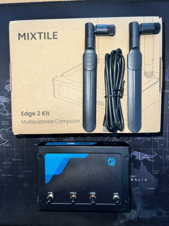 Mixtile Edge 2 Kit UnBoxing