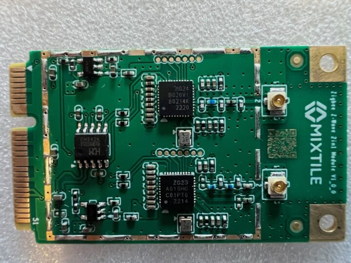 Mixtile 2-in-1 Zigbee & Z-Wave mPCIe module