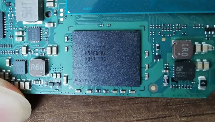 SKHynix H58G668K