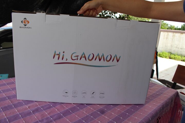 Package GAOMON PD2200 Pen Display