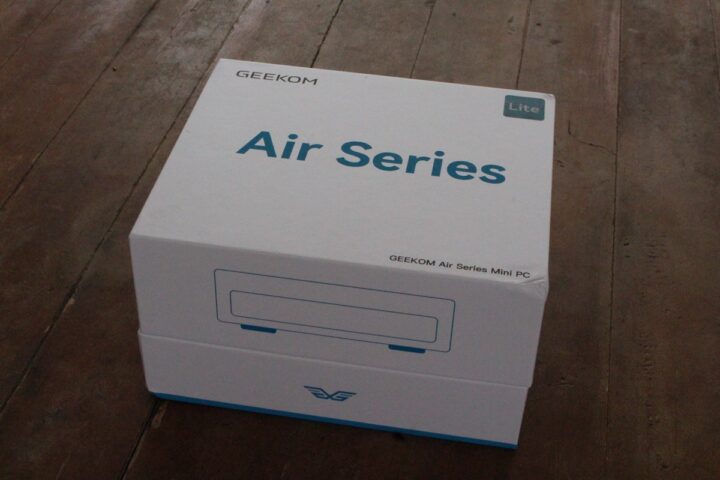 GEEKOM AIR Series Package