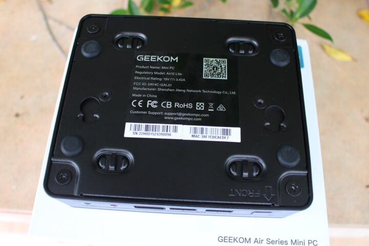 GEEKOM Mini Air12 Lite bottom cover