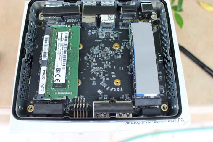 GEEKOM Mini Air12 Lite teardown