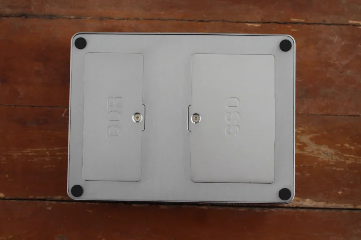 Intel N100 Mini PC DDR SSD covers