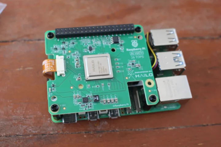 Raspberry Pi 5 26 TOPS AI HAT+