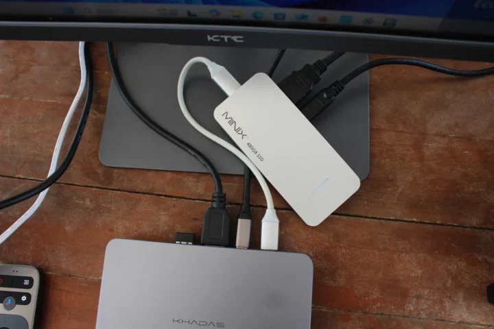 Intel Core Ultra 7 285V mini PC connected to USB-C dock with HDMI output