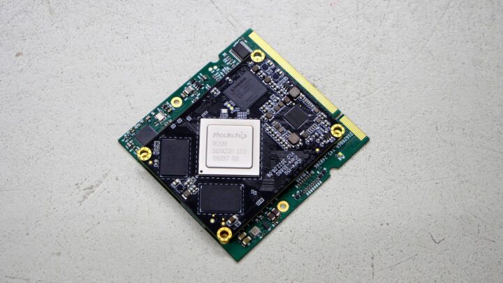 MNT Reform Next RCORE RK3588 processor module