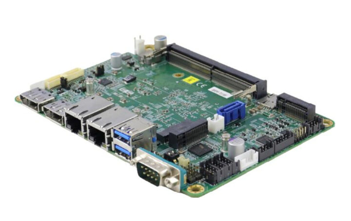 IBASE IB839 3.5-inch Atom x7000RE SBC