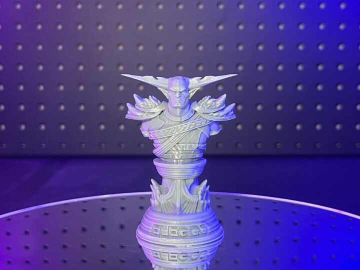 Resin 3D Printer Printing Test Rook